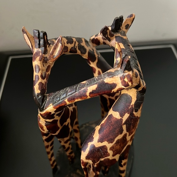 Handcrafted Giraffe Sculpture•Natural Wood•Made in Kenya - Picture 4 of 8